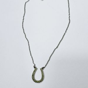 Tommassini Horseshoe gem stone necklace Bohemian cottagecore